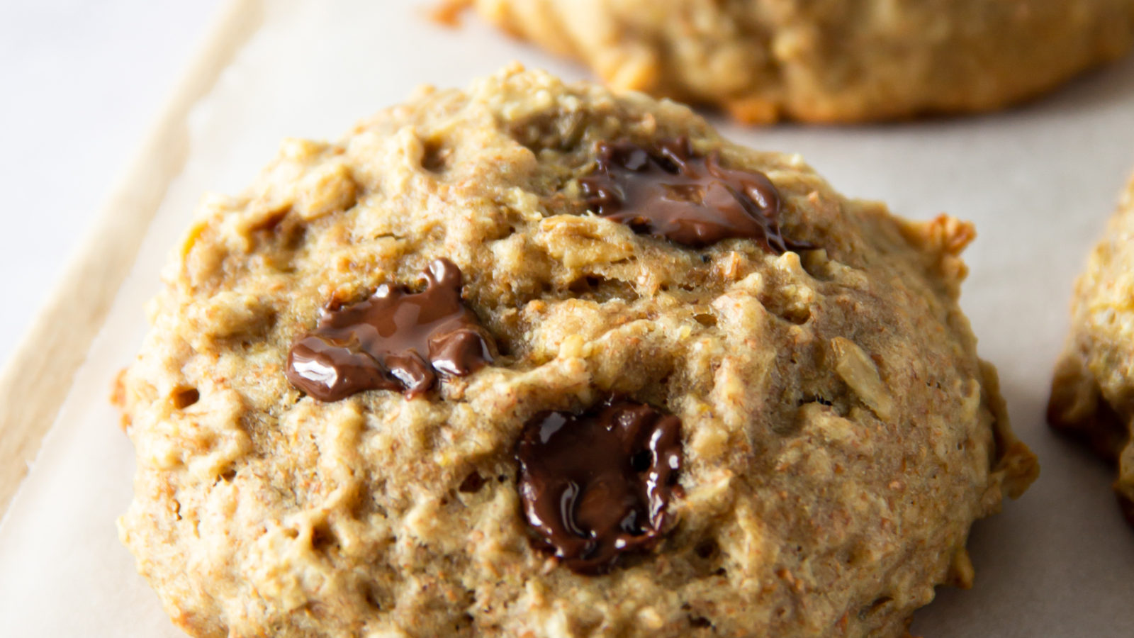 Banana Oat Breakfast Cookies With Chocolate Chips Maple Et Chocolat